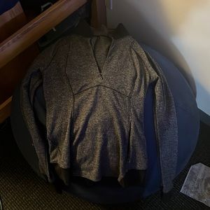 Lululemon quarter zip fall jacket never been worn outside